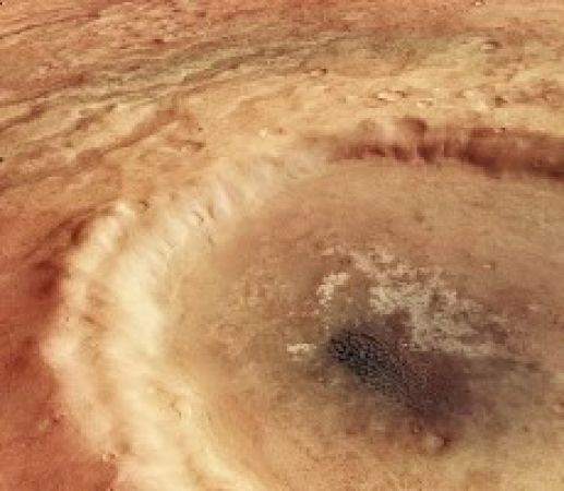 a-mars-spacecraft-captured-this-wild-photo-of-a-massive-martian-eyeball