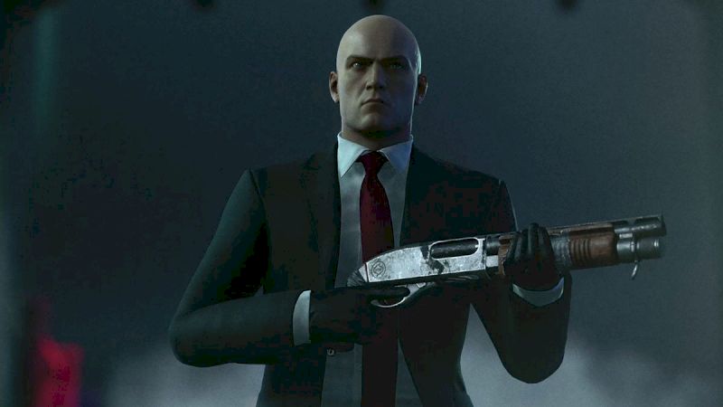 hitman-3-september-roadmap-teased-with-a-glow-in-the-dark-suit