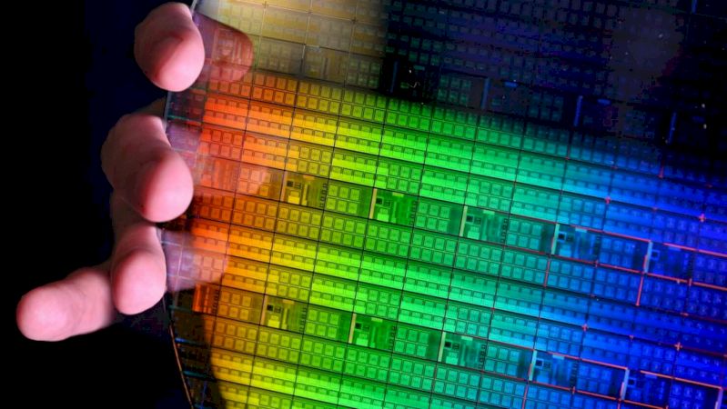 intel-hits-key-milestone-in-quantum-chip-manufacturing-analysis