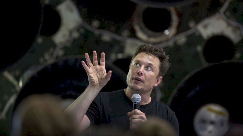 elon-musk-banishes-twitter’s-board,-calls-verification-‘bullshit’-and-begins-hucking-concepts-on-the-wall